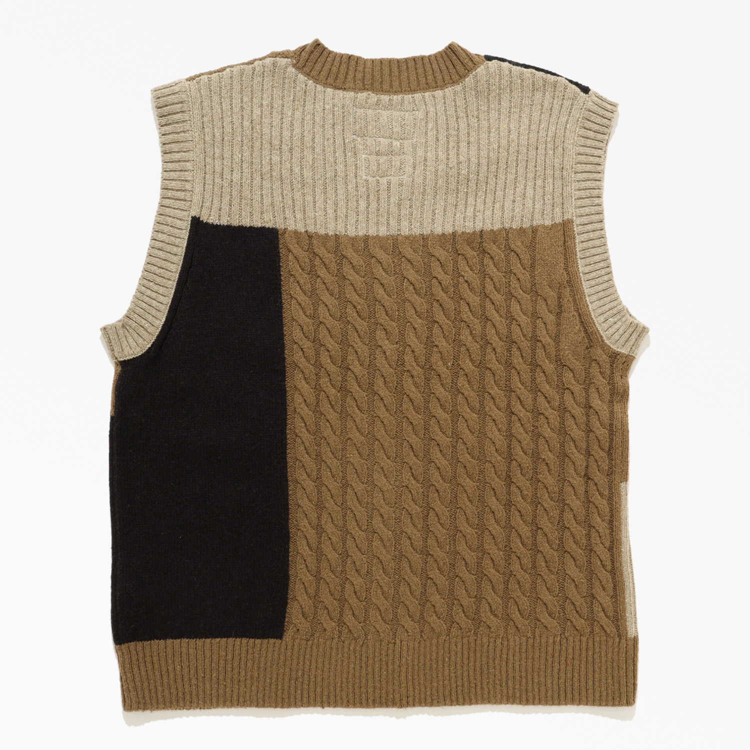 FW23 HERITAGE OUTDOOR COLLECTION ルーカス パッチワーク ベスト image number 1
