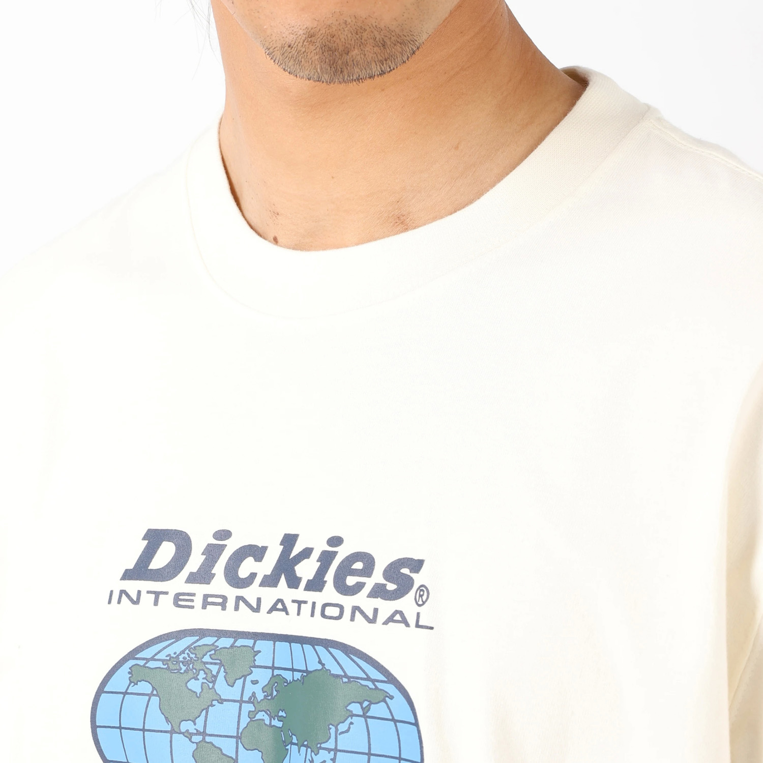 Jake Hayes グラフィック Tシャツ "Dickies Internaional” image number 6