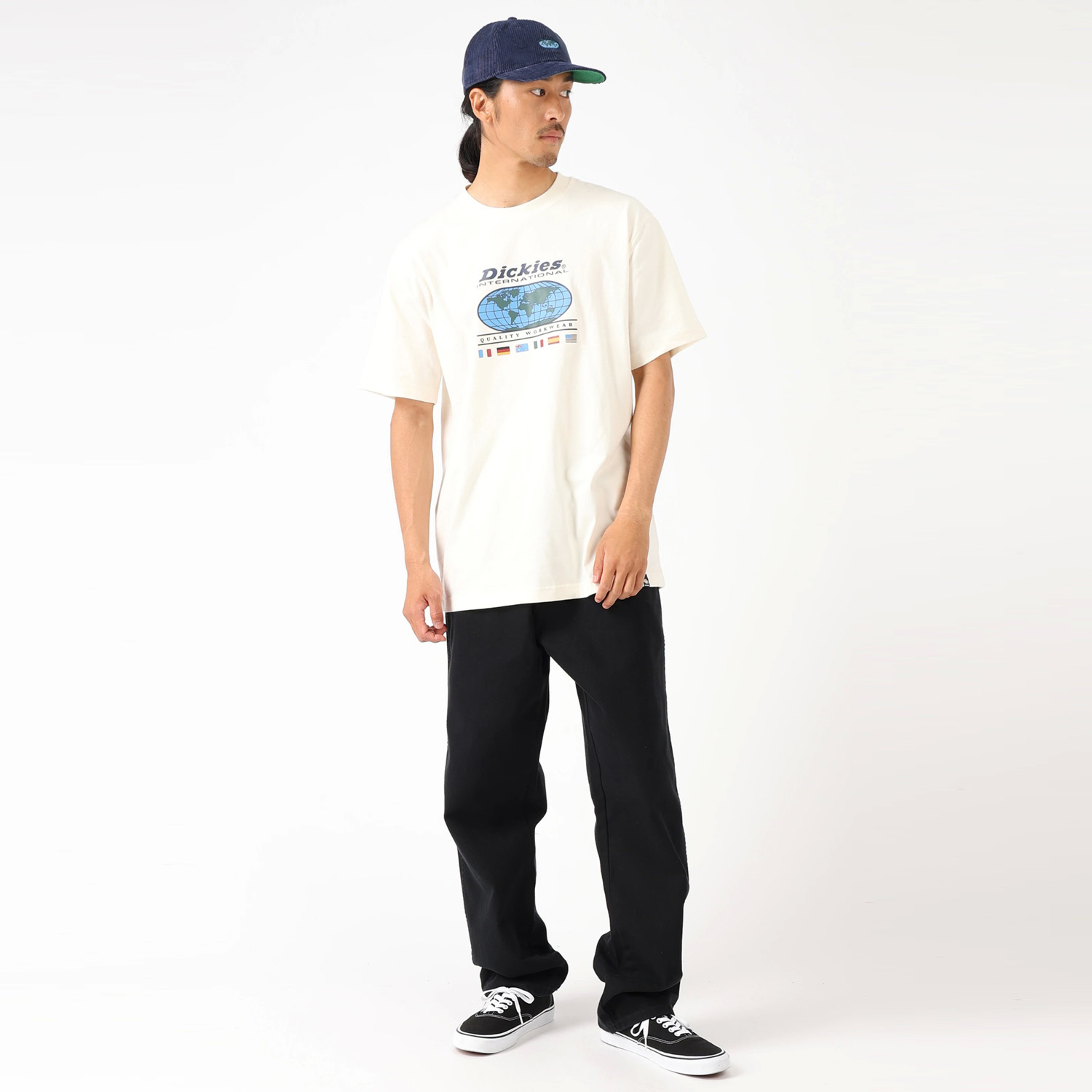 Jake Hayes グラフィック Tシャツ "Dickies Internaional” image number 5